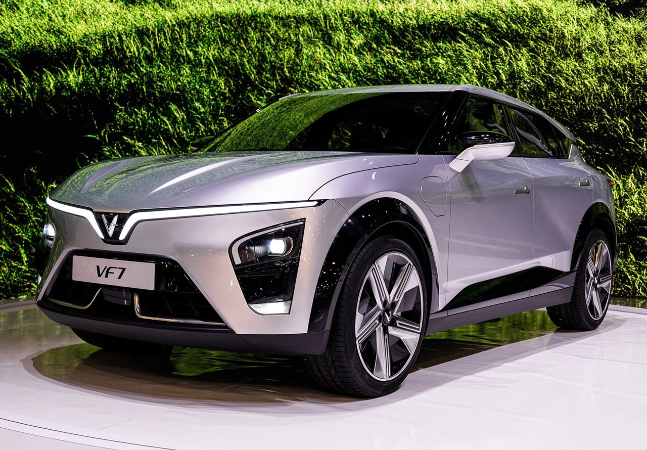 Cách Điều Chỉnh Tư Thế Ngồi Lái Ô Tô Đúng Chuẩn Cho Mọi Tài Xế